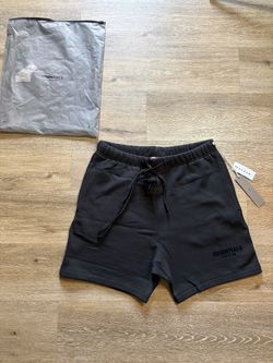 Essentials Shorts