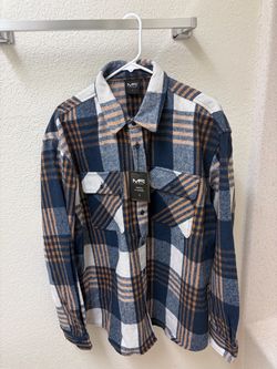 Men’s New flannel size Large .