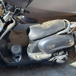 Yamaha vino Scooter