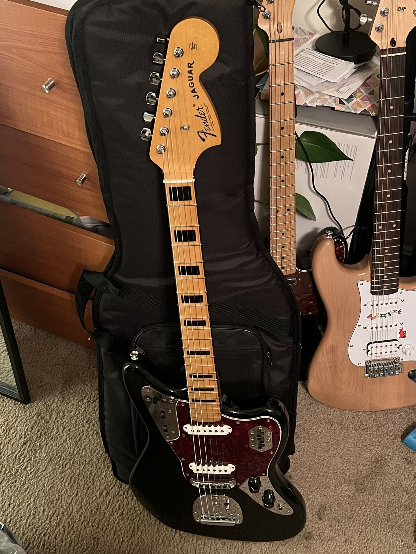 fender vintera ii jaguar