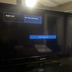 Samsung 32” Flat Screen TV