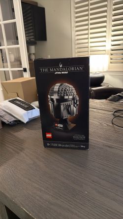 Lego Mandalorian Head, 75328