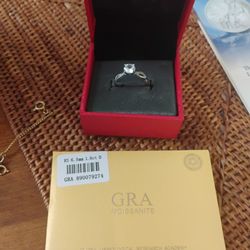 1 Ct Moissiante Ring 