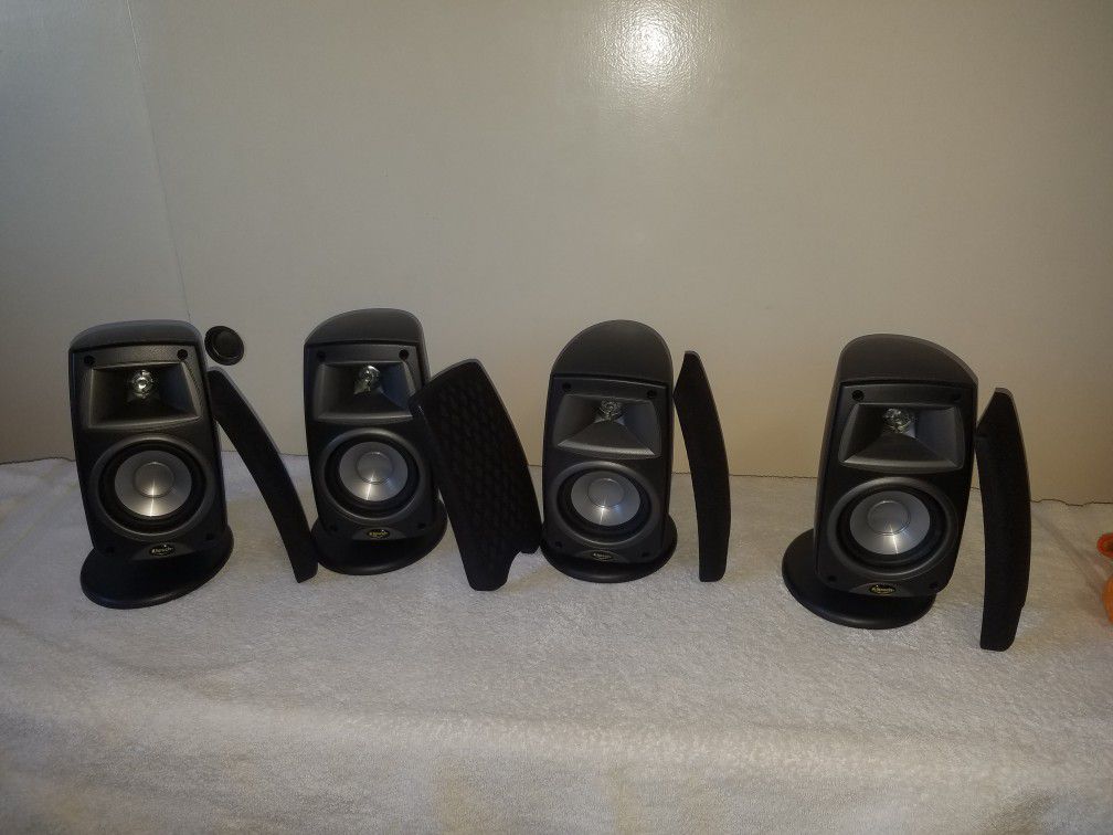 Klipsch Satellite Speakers in Excellent working condition
