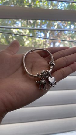 Pandora bracelet set