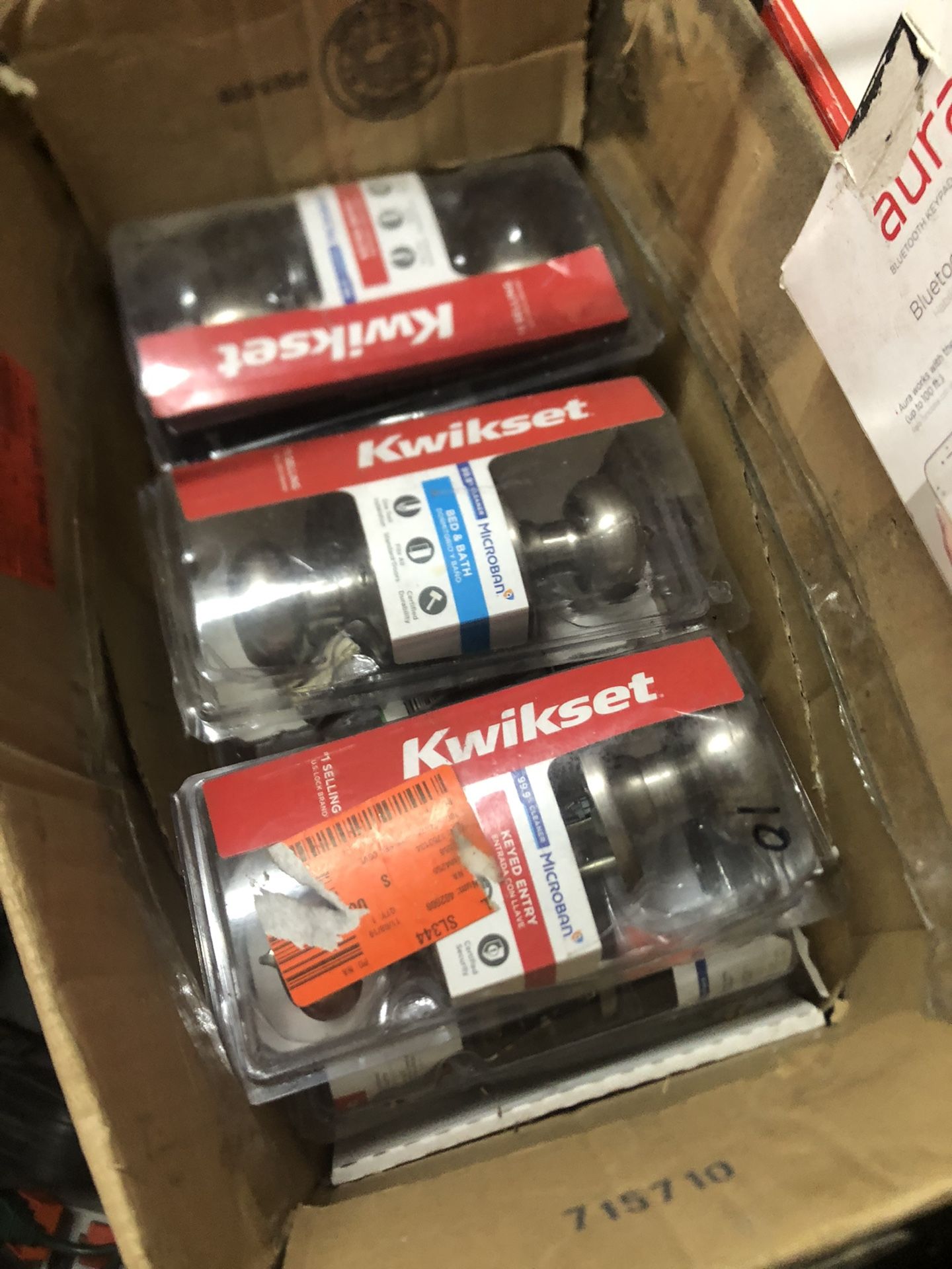 KEYED DOOR LOCKS