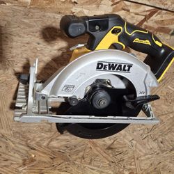 Dewalt Circular Saw