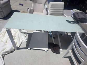 Desk $30