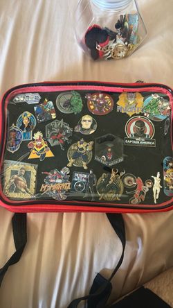 Disney park pins