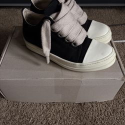 Rick Owen’s Low Ramones