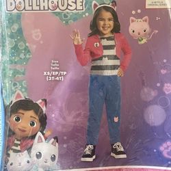 New Gabbys Dollshouse Child XS $15