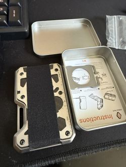 MagSafe AirTag Aluminum Wallet