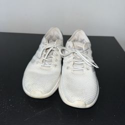 Women’s Adidas Size 6