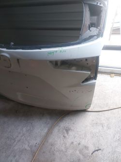 2019 Acira RDX REAR GATE SHELL 