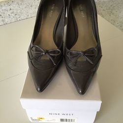 Women’s dress heels