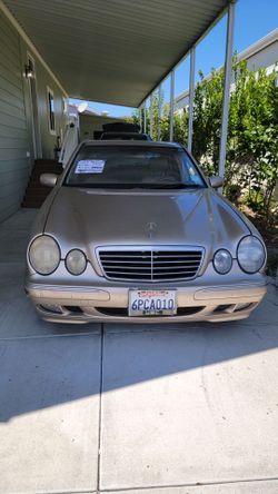 2001 Mercedes-Benz E-Class