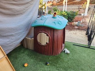 Free Playhouse