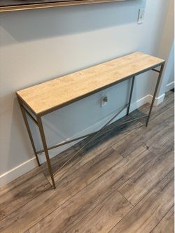 Entry Way Table