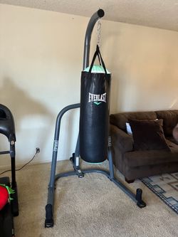 Everlast black heavy punching bag 70 lb