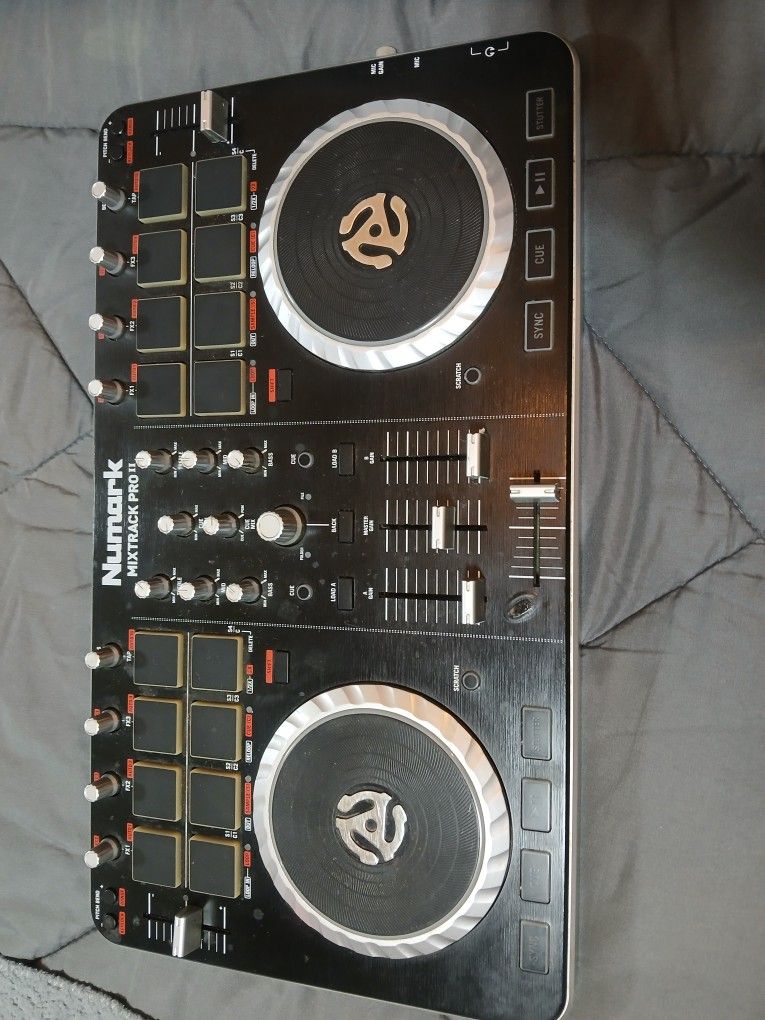 Numark Pro II DJ Controller