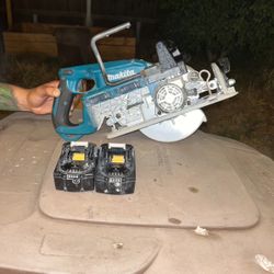 Makita XSR01 