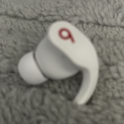 Powerbeats Solo Replacement Right Ear Only