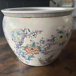 Vintage Chinese Porcelain Fishbowl 