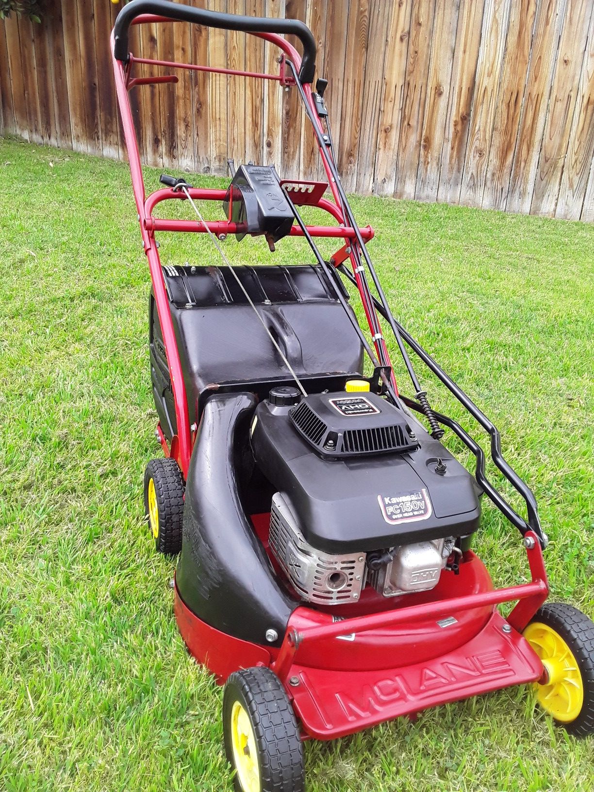 McLane Commercial 5speed Vacuum Lawnmower for Sale in Riverside, CA ...