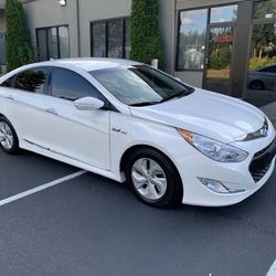 2014 Hyundai Sonata Hybrid