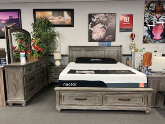 4PC Gray King Bedroom Set