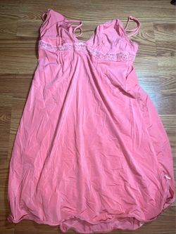 Victoria’s Secret slip medium