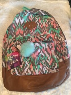 New w/ tags backpack w fluff keychain