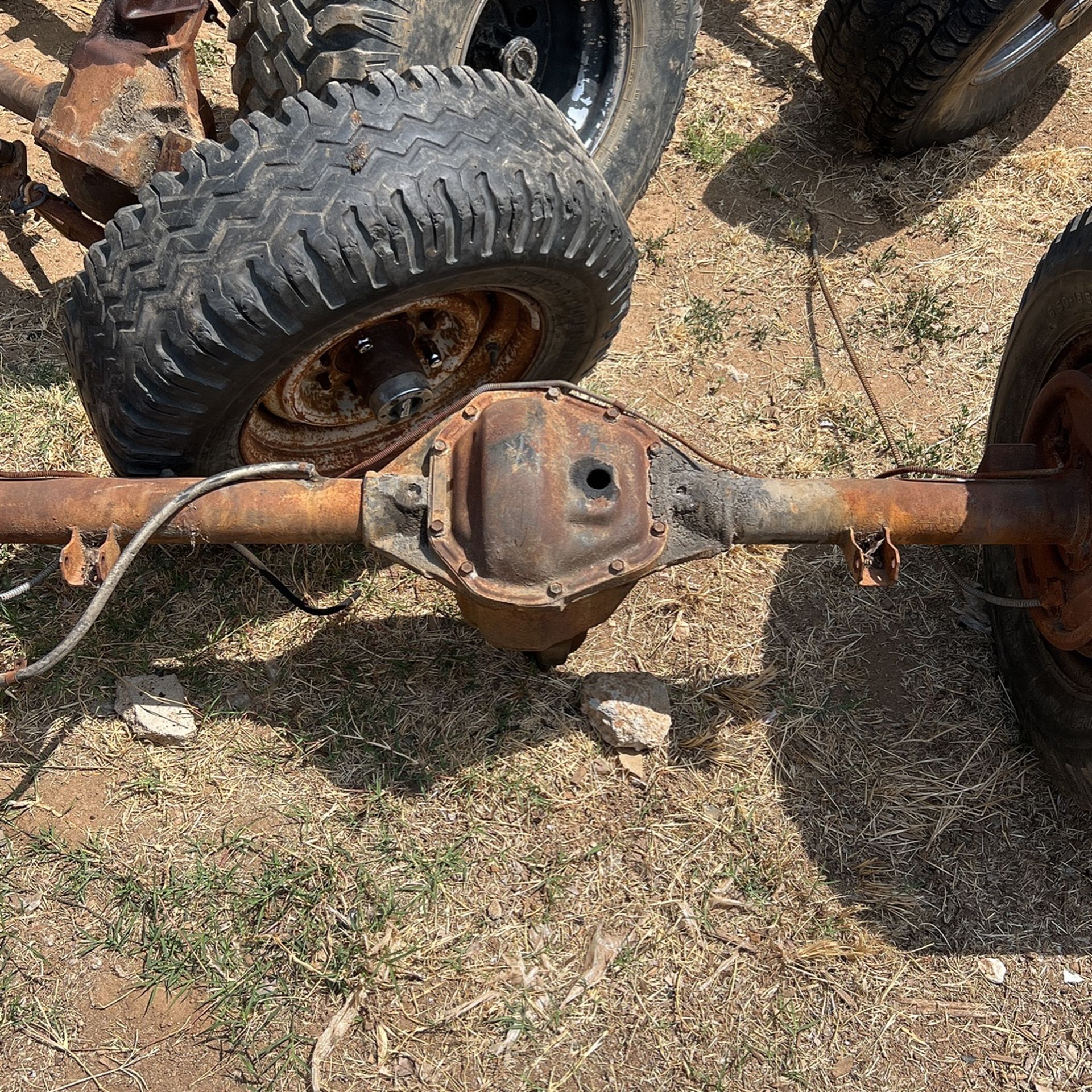 Matching Set Dana 60 And 44 Jeep J20 Axle