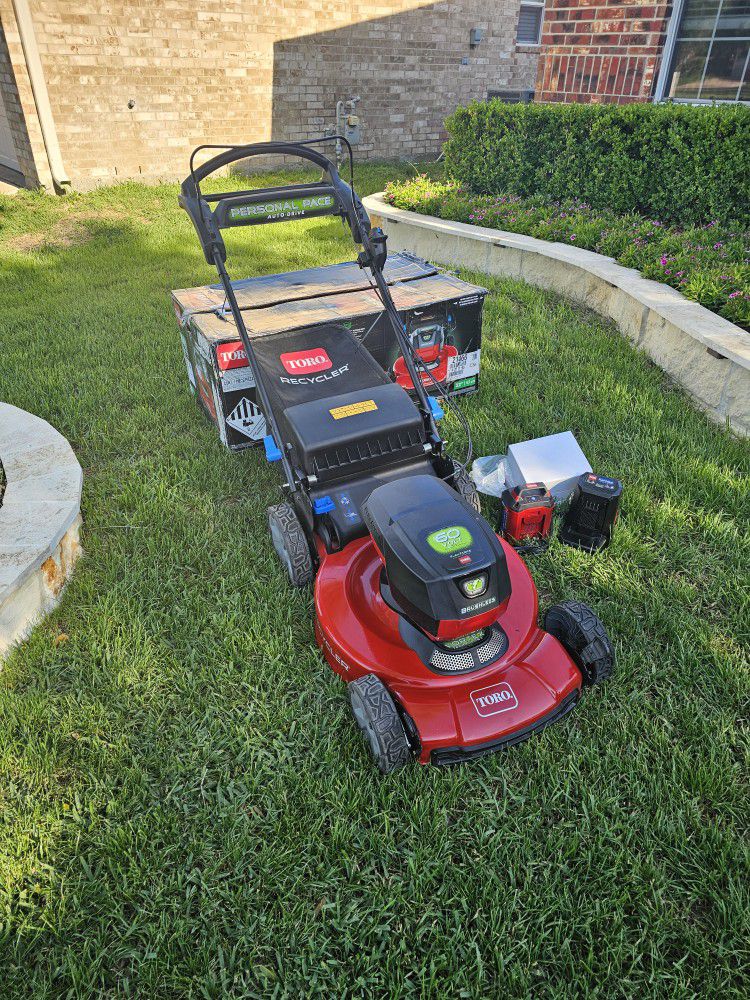 Toro Personal Pace 150cc 22in Brand New Battery And Charger Included Nuevo 