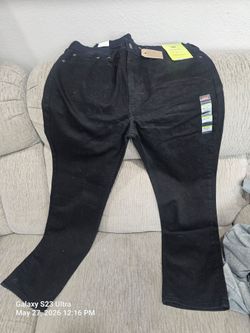 Levis 514 Jeans. Size 36W 30L. New!