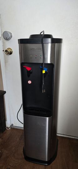 Cold and Hot Water Dispenser