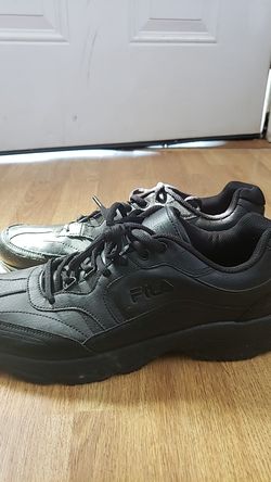 slip resistant work shoes