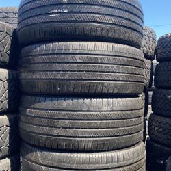 285/45R22 Marca Goodyear En Perfectas Condiciónes De Vida