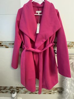 Women’s NWT Pink Waist Tie Coat 