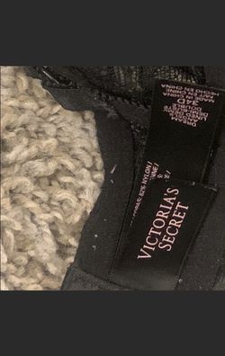 Victoria's Secret Dream Angels Chantilly Lace- Back Black Demi Bra Size 34D  for Sale in Reno, NV - OfferUp