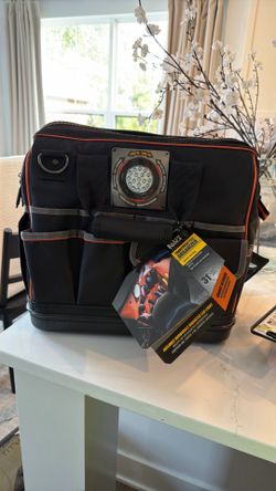 Klein Tools 55431 Black & Orange Tradesman Pro 31 Pocket Lighted Tool Bag