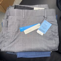 NEW Men’s Dress Pants 42x32 – Tommy Hilfiger, Calvin Klein & Perry Ellis – With Tags
