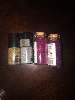 Glitters