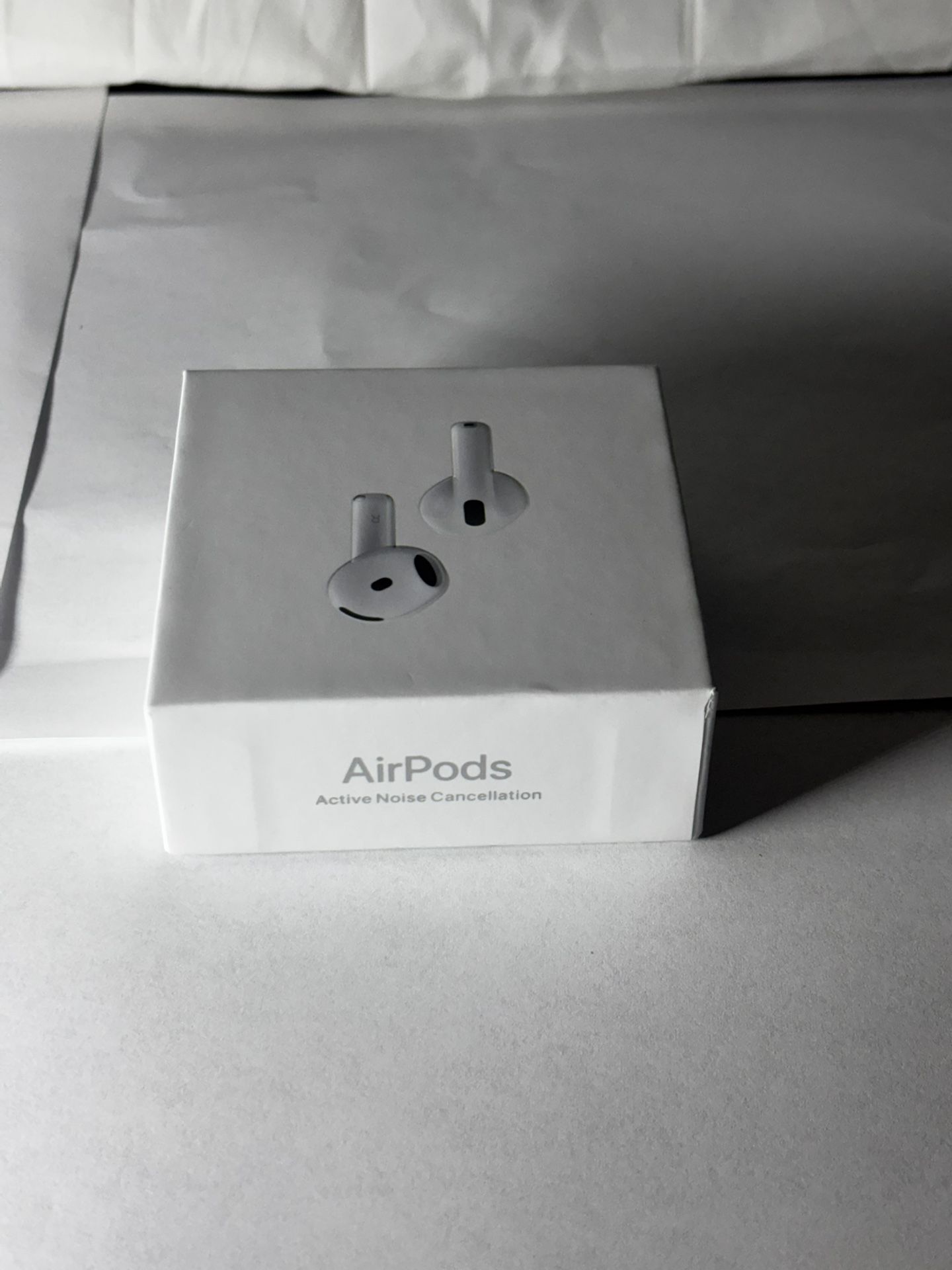 Apple AirPods 4th Generation Earbuds Brand New