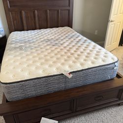 Bed frame and matress for sale