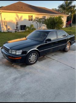 1993 Lexus LS400