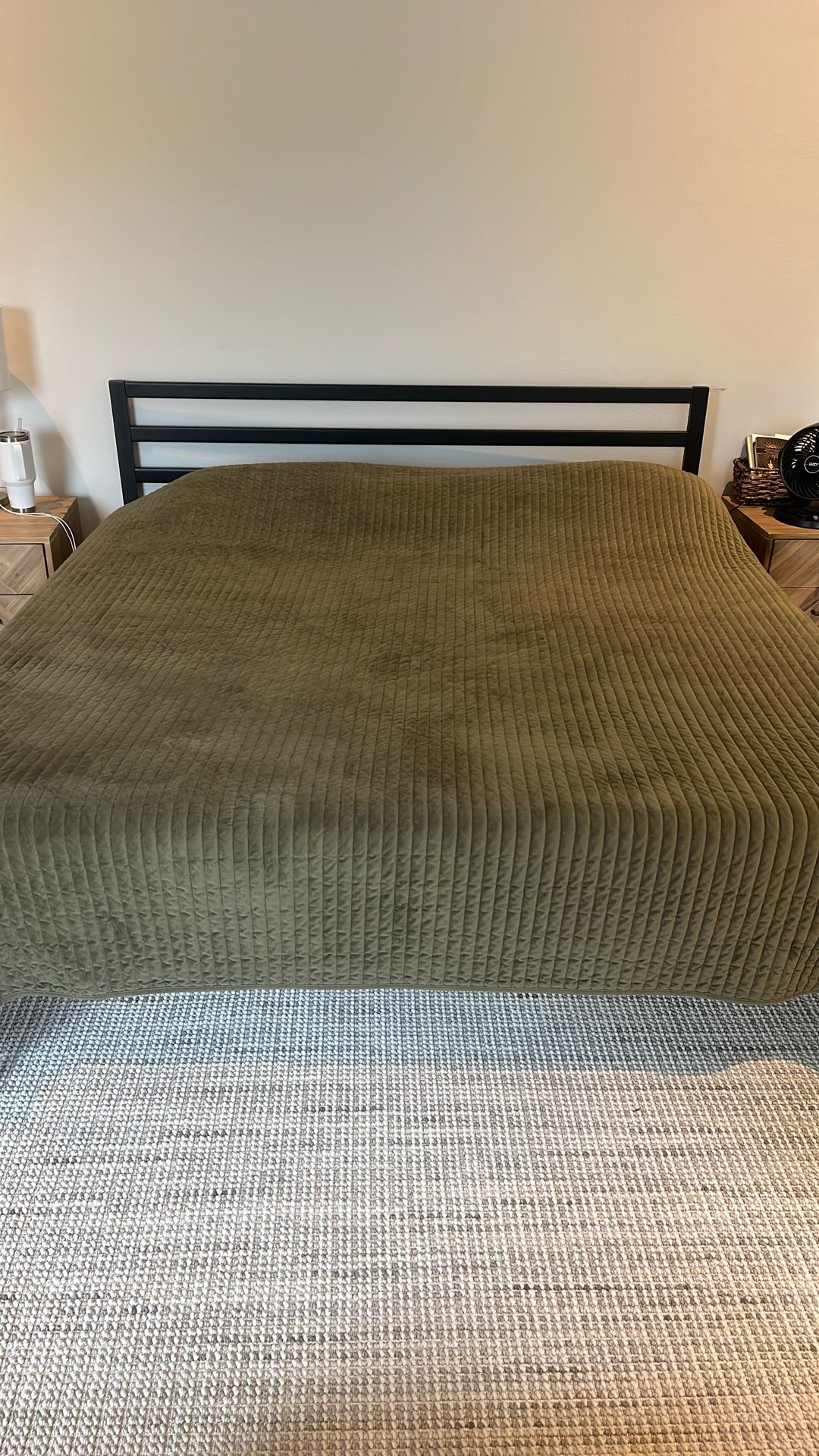 King Size Black Metal Bedframe