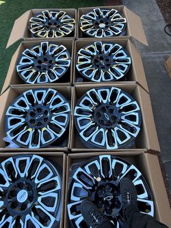 22 inches ultimate wheels new style rims Chevy trucks