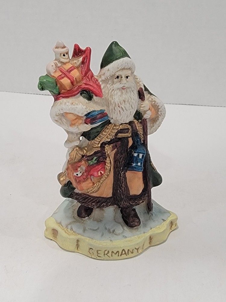1991 Santa’s of the Nations Germany Porcelain Figurine 8903 Santa Claus 4.25"