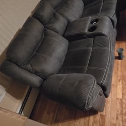 Reclinable. Recliner 